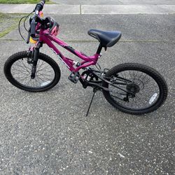 Hyper 20” Girls Swift Mountain Bike