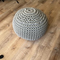 Knit Pouf 