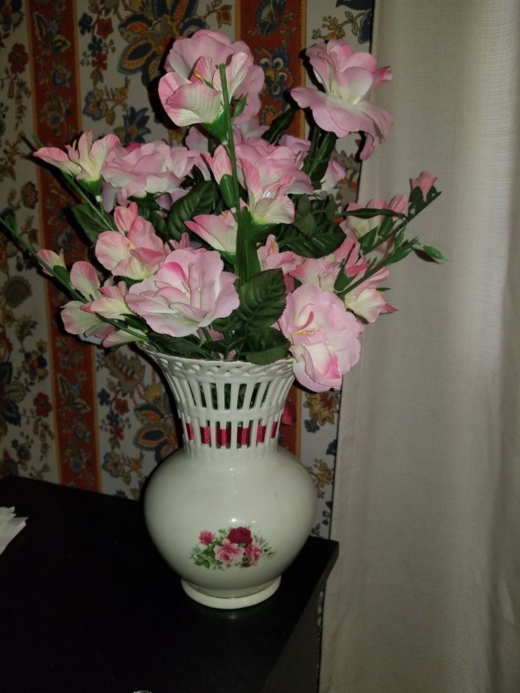 Beautiful vase and flowers