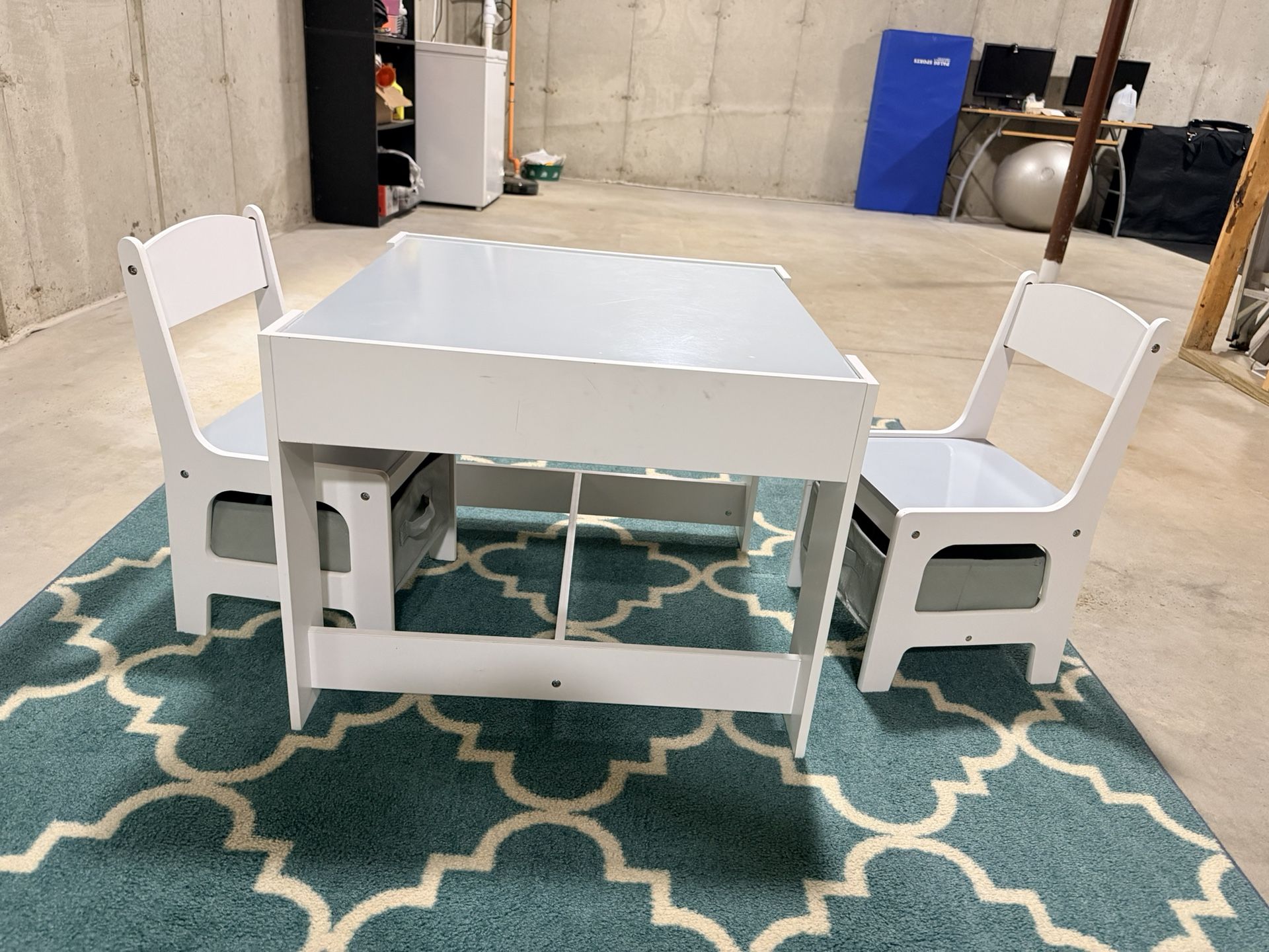 Kids Table And Chairs