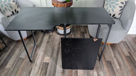 Corner gaming desk