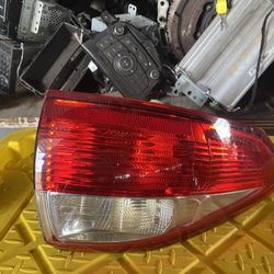 2014 Ford Cmax Left Driver Tail Light