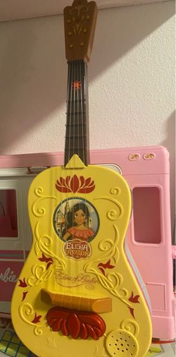 Elena Avalon guitar