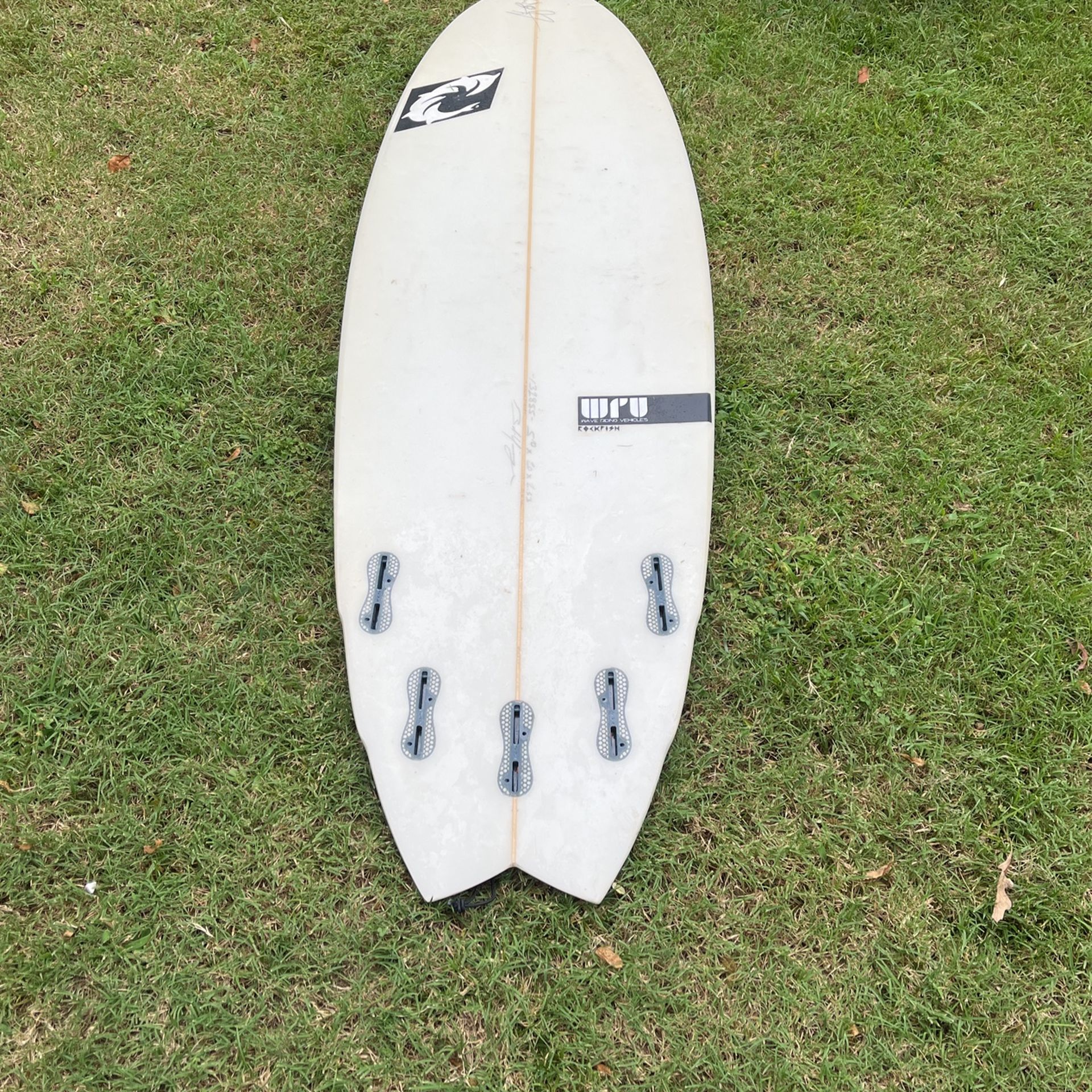 WRV Surfboard 5’10” 31.6 Liters