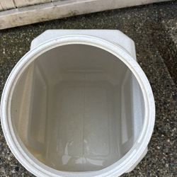 Dog Food Storage bin