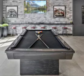 Pool table
