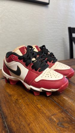 Nike kids baseball cleats