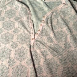 Nightgown 