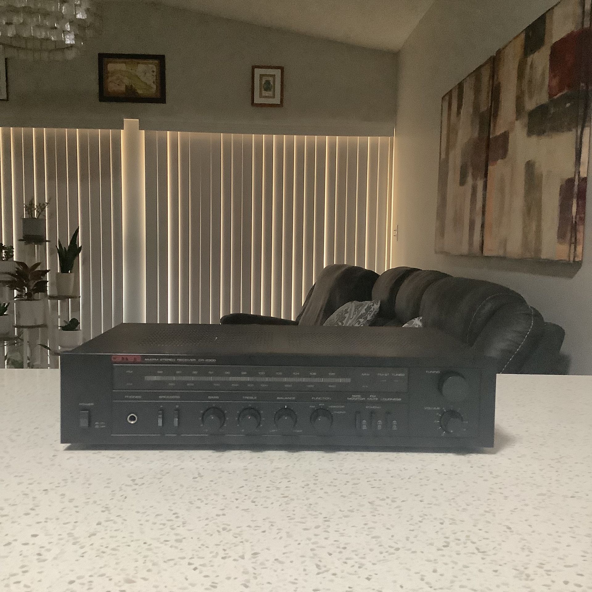 * CARRERA VECTOR - RESEARCH VINTAGE HIGH QUALITY STEREO RECEIVER . GREAT SOUNDING RECEIVER IN LIKE NEW CONDITION . MUST SEE TO APPRECIATE .