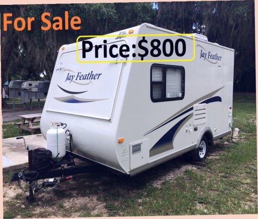 Photo really comfortable,this 2010 jayco jay feather.800.00