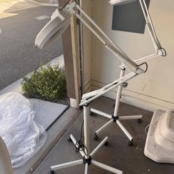 Round 5X Diopter Magnifying Lamp