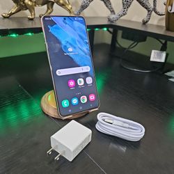 Unlocked Samsung Galaxy S21 