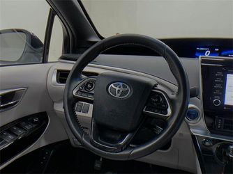 2019 Toyota Mirai Thumbnail