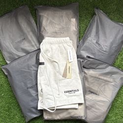 Essentials Shorts