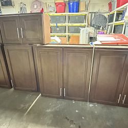 Kitchen Cabinets - pre-owned