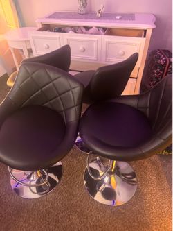 4 pc countertop chairs