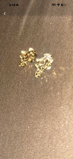 10k nugget ear rings