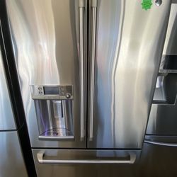 GE Café Refrigerator French Door-3