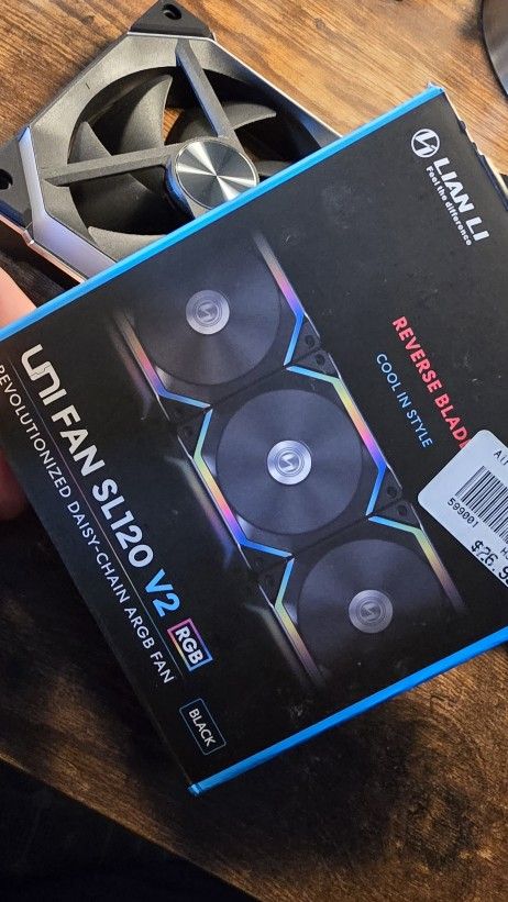 Lian Li SL120 V2 (REVERSE) PC Case Fans