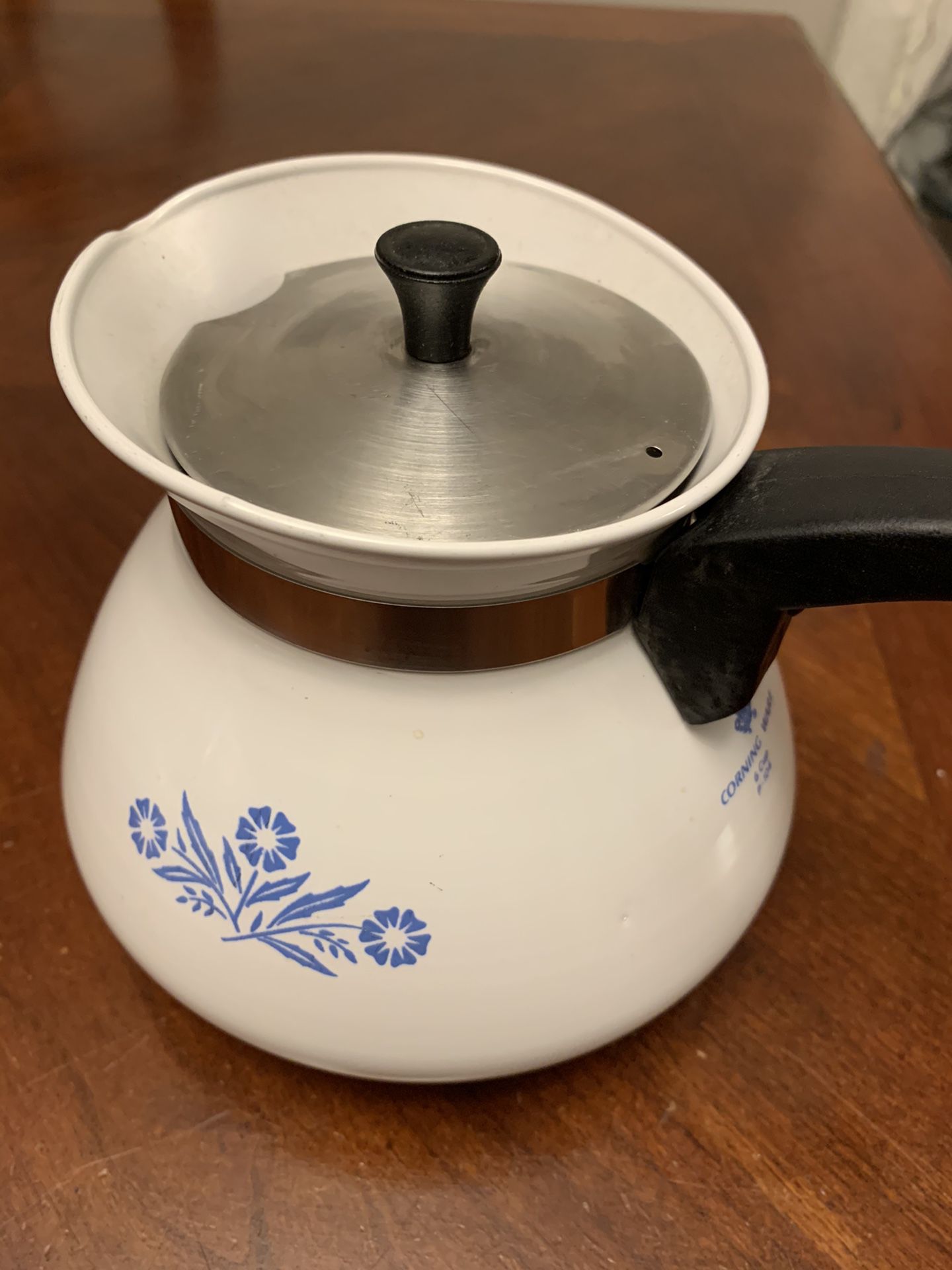 Corning ware tea/coffee pot