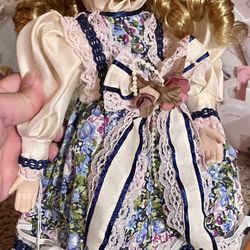 ED International Collectible Doll