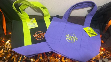 Trader Joe’s Halloween Mini Canvas Tote Bags New 2026
