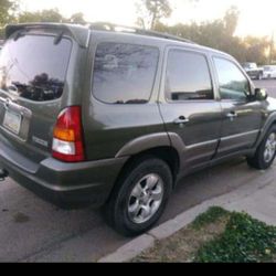Mazda Tribute 2004