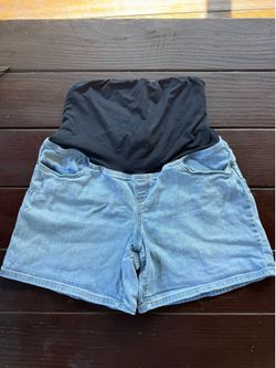 Isabel Maternity Denim Shorts Size 10