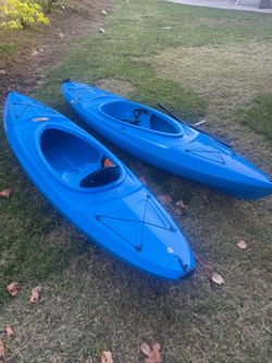LIFETIME BLITZ 90 SIT-IN KAYAK (PADDLE INCLUDED)