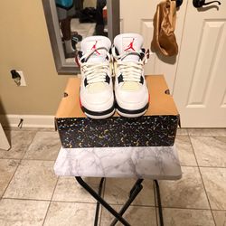 Nike Air Jordan 4 Retro "Red Cement" sneakers