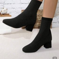 New Round Toe Mid-calf Boots Size 7.5