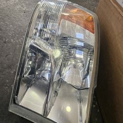 15-18 Ram 2500 Headlights 