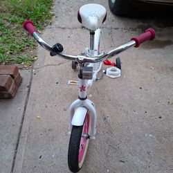 Kids girls bike