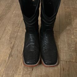 Black Leather Boots