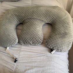 Twin Z Breast Feeding Pillow