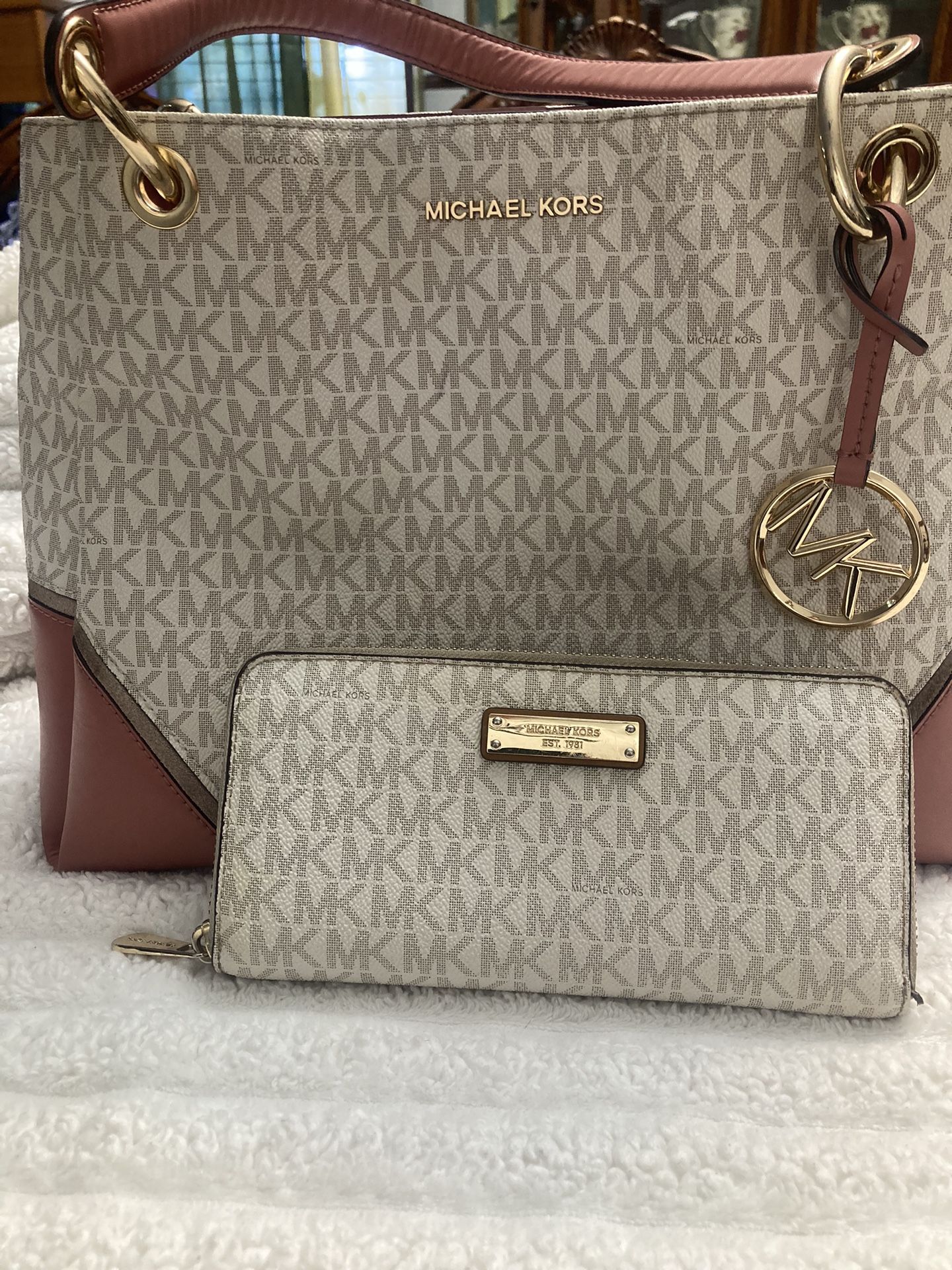 Michael Kors Purse & Wallet