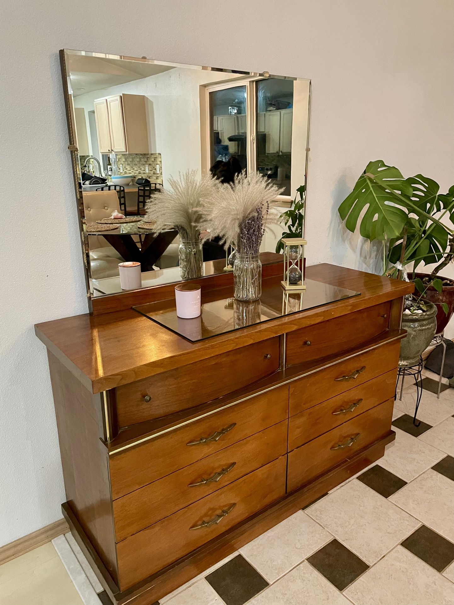 Wood Walnut Dresser With Mirror Vintage Mid Century Style 6 Drawers