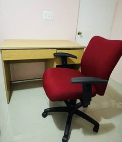 Office desk and chair