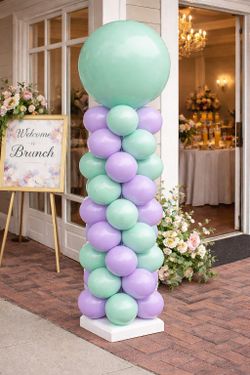Balloon Column With Large Topper