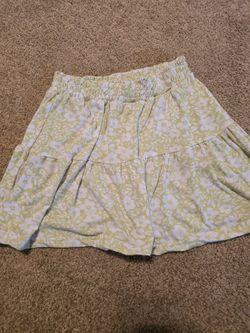 Skirt Size Medium 