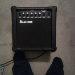 Ibanez GTA10  Guitar Amp