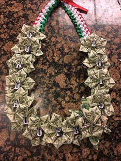 Graduation leis