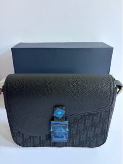 Dior Saddle Messenger Bag ($125)