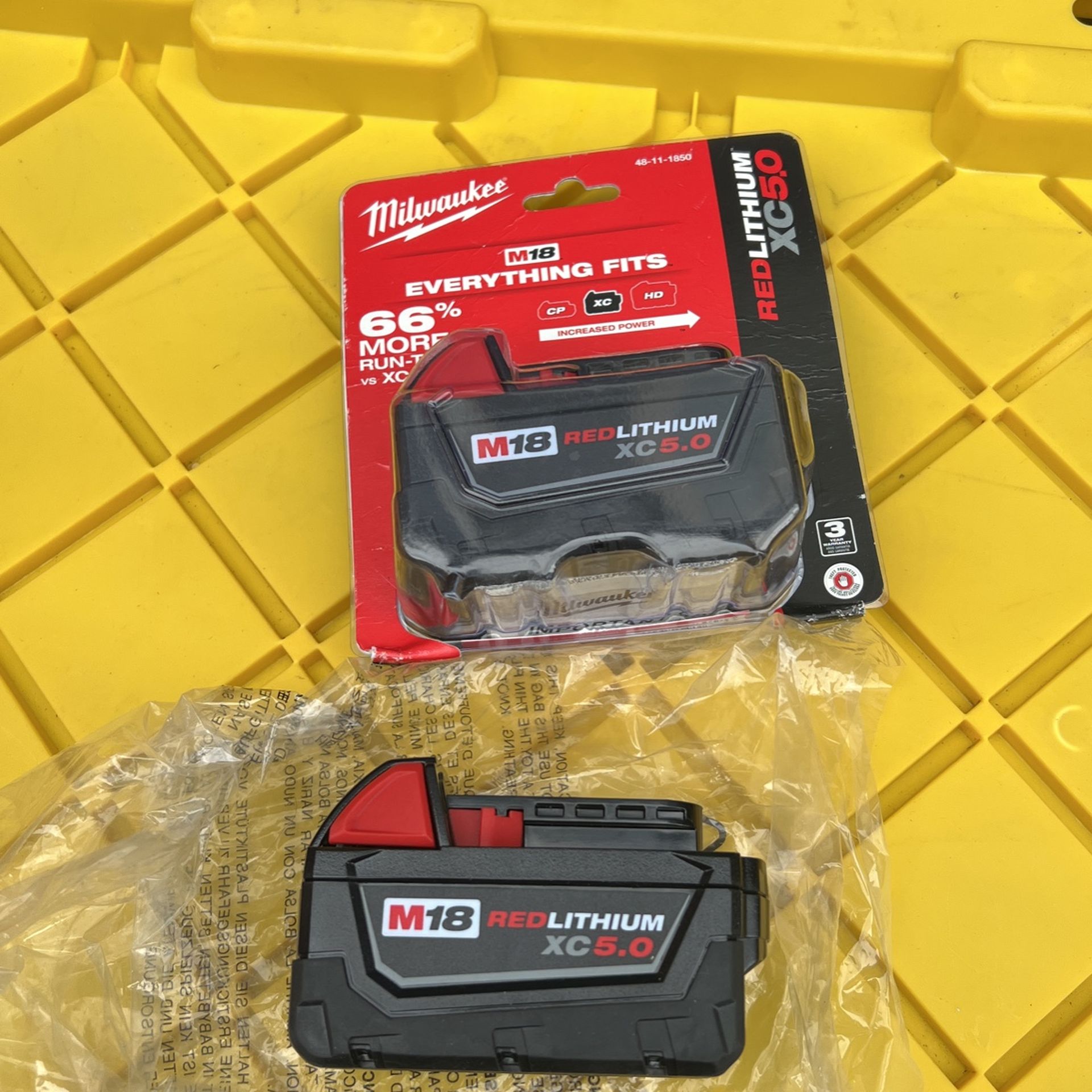 Milwaukee Battery S 5,0 for Sale in Seattle, WA OfferUp