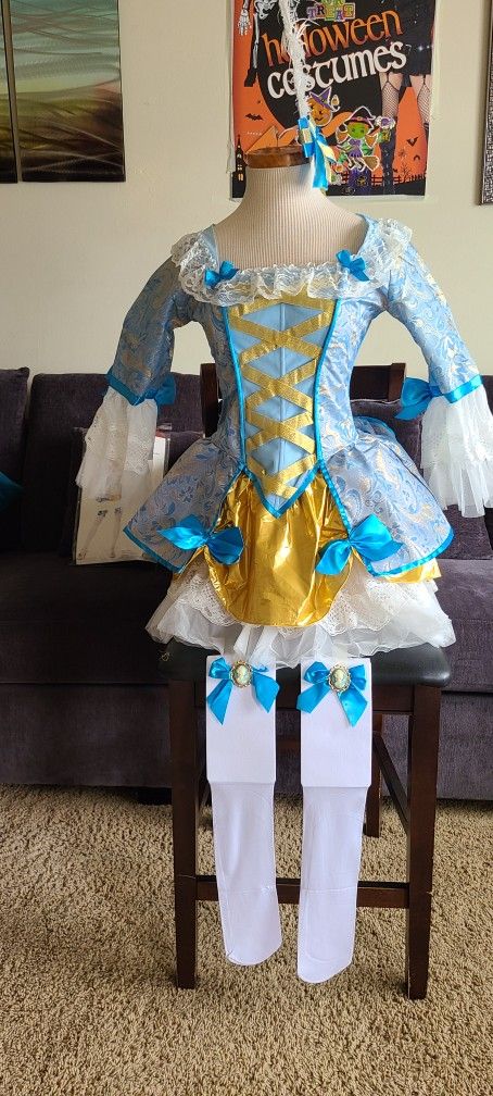 Haloween Costume Marie Antoinette 