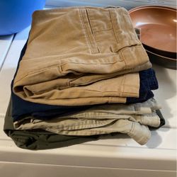 Boys Shorts Like New Size 10/12  4 Shorts 1 Pants