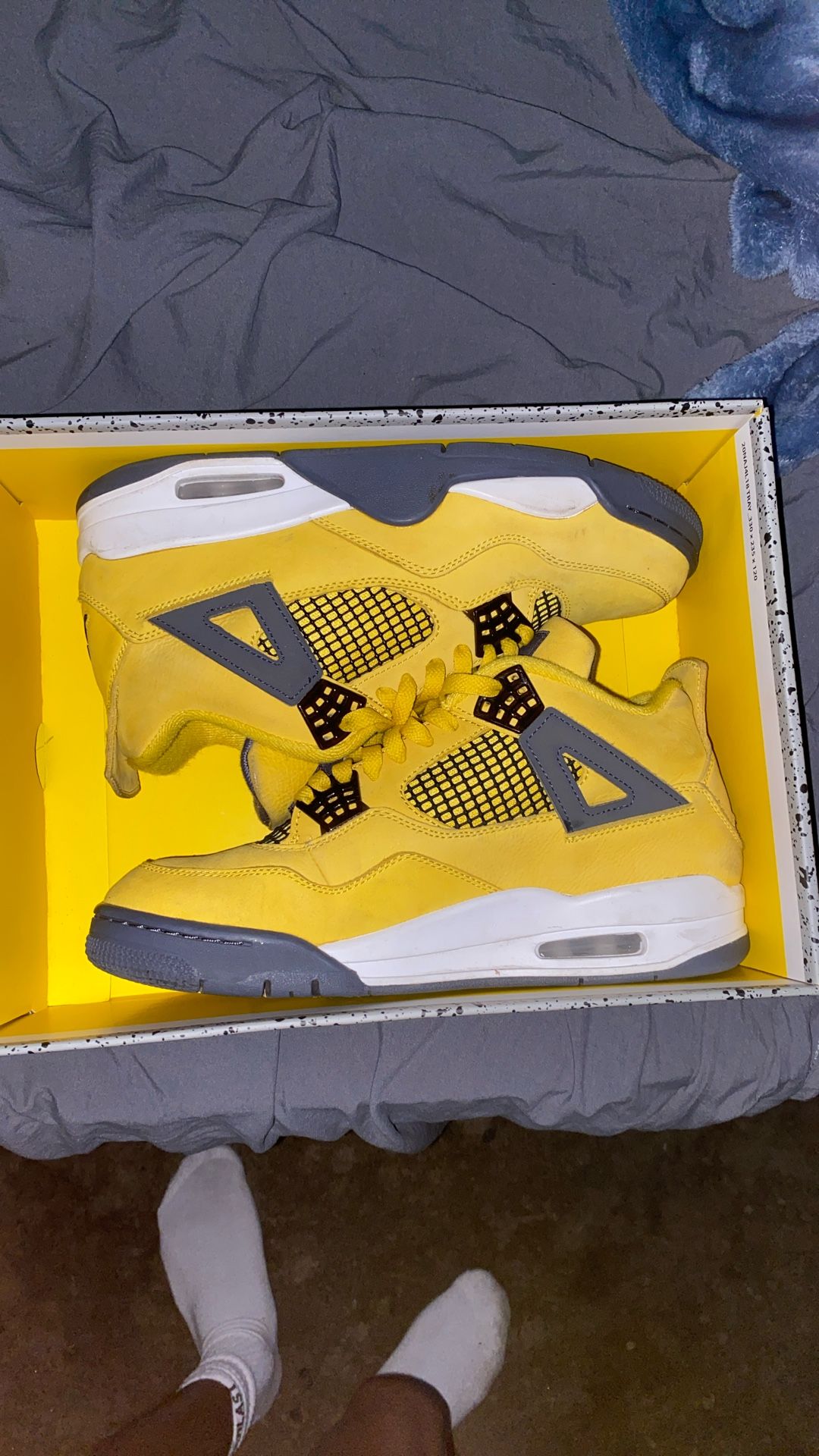 Jordan 4s
