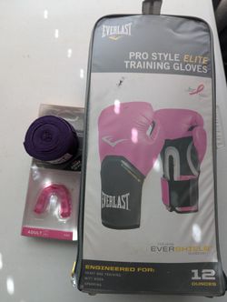 New Everlast Boxing Gloves, Wraps, And Mouth Guard