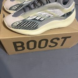 Yeezy Boost 700