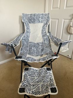Lounge/ Beach Chair with head and footrest